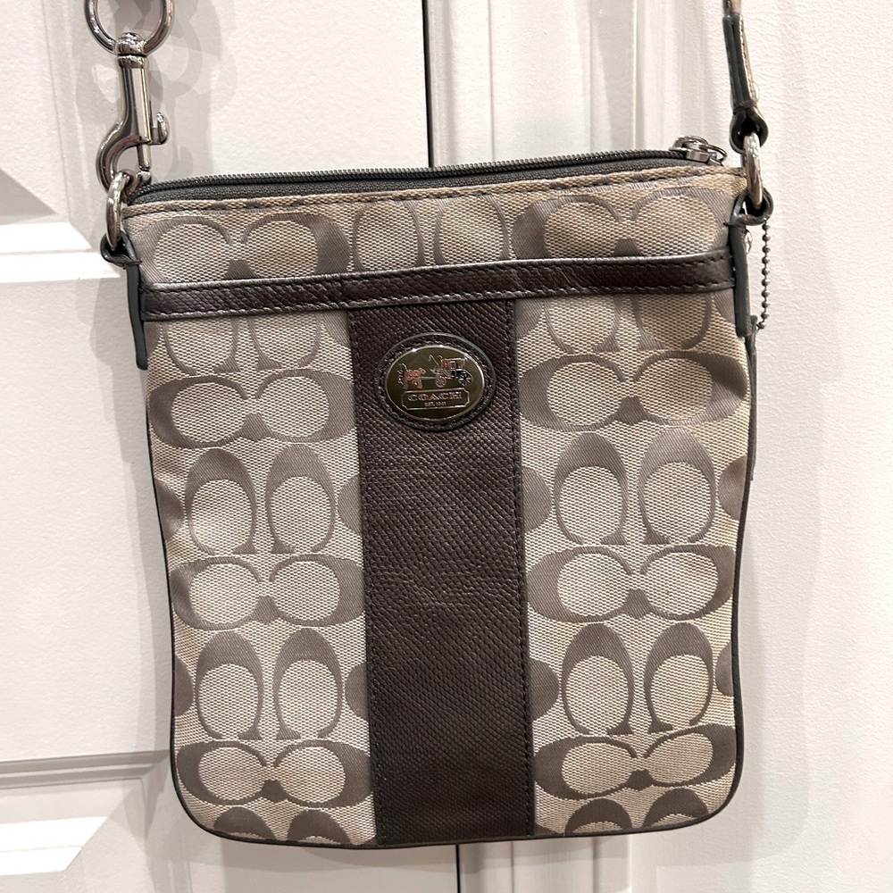 Coach Cross Body Purse in gray